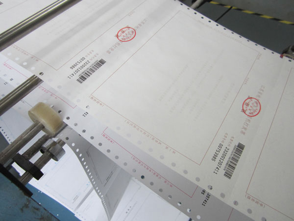 多乐游戏中国象棋版:杰特新材与募投项目建设方存资金往来及转贷遭问询 厂房建设结构信披或现疑云